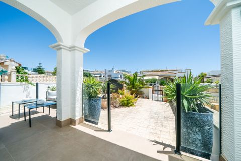 Villa a La Marina, Alicante, La Marina - € 210.000 | Ref: W6183VA - foto 11